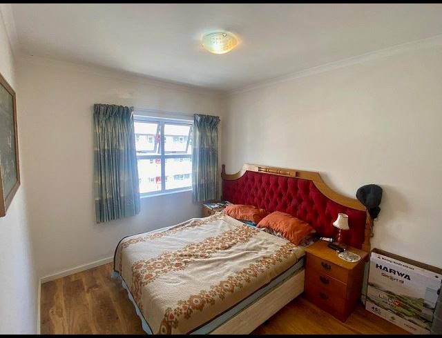 2 BEDROOM APARTMENT FOR SALE IN MUIZENBERG